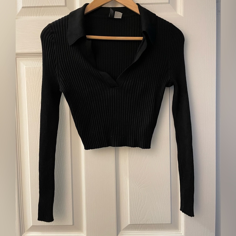 H&M Black Ribbed V-Neck Collared Sweater